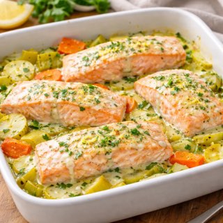 Saumon au four avec légumes